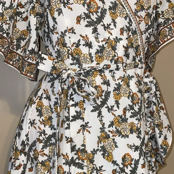 Max studio women’s large 12 14 dress wrap mini white yellow green floral pattern - Picture 5 of 10